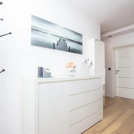 Apartment Gallery Primošten