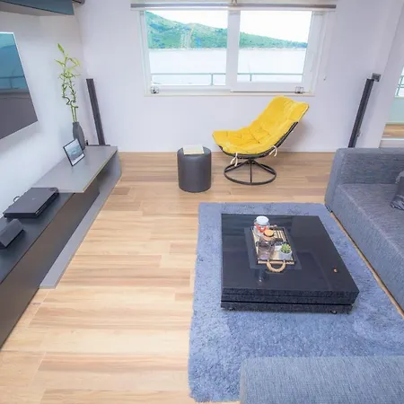 Gallery Apartament *