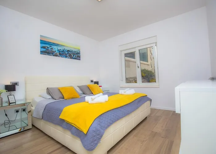 Gallery プリモシュテン